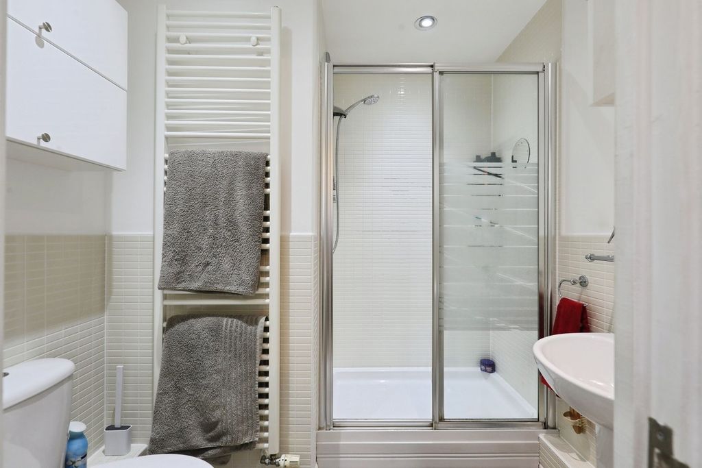 Additional image 11 of 2 bed flat for saleBritannia Road, Banbury OX16