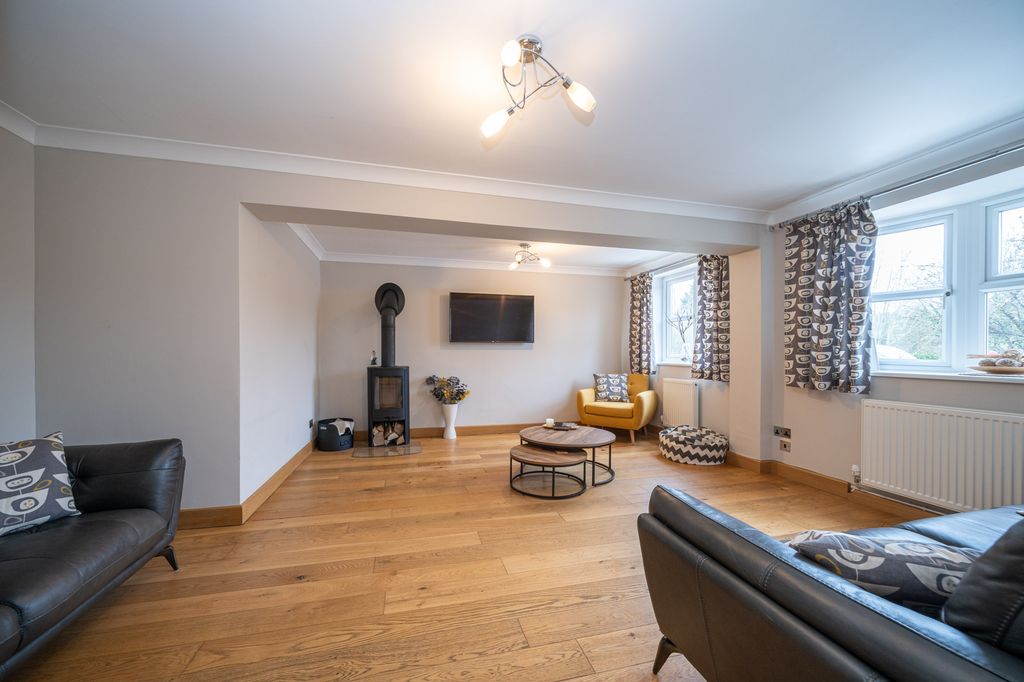Additional image 8 of 4 bed link detached house for saleBrimstone Walk, Berkhamsted HP4