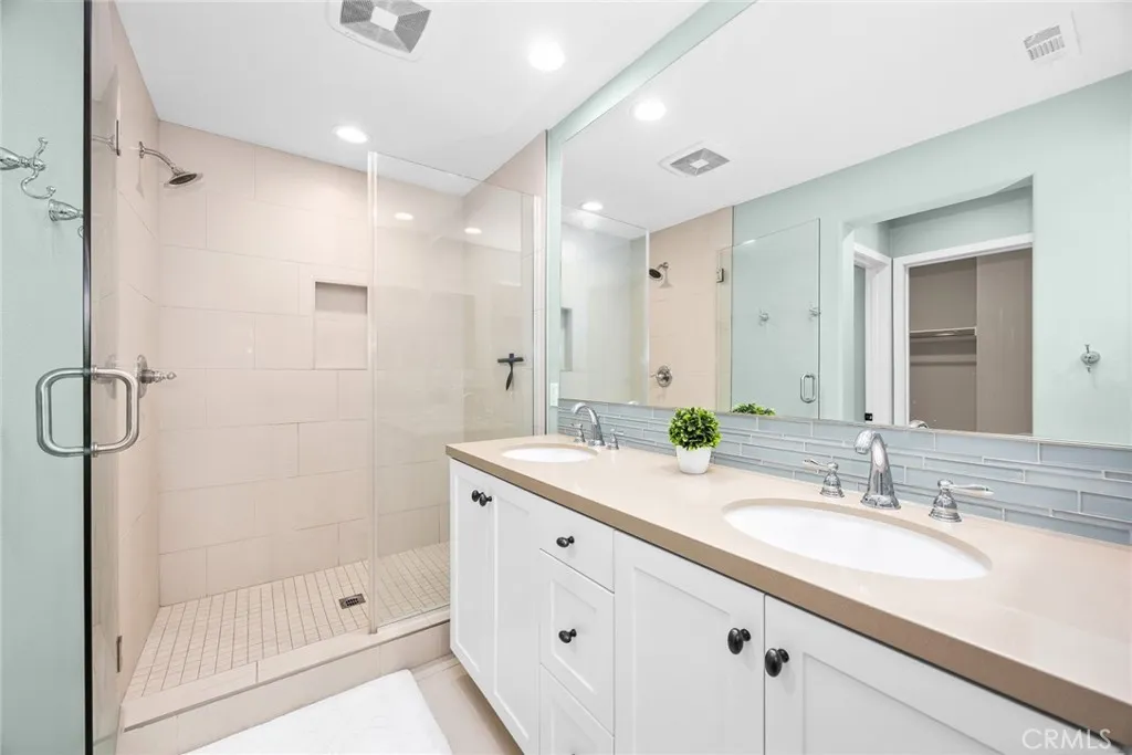 Additional image 21 of 843 Orchid Way Unit D, Azusa, CA 91702