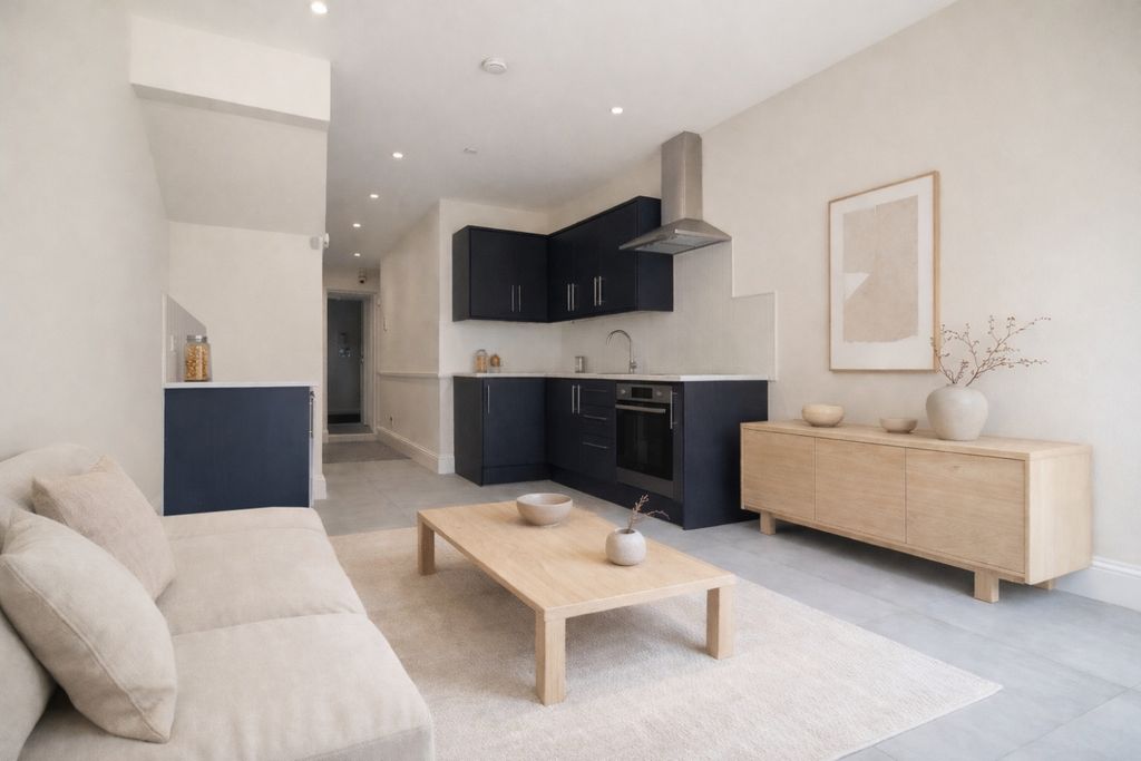 1 bed flat for saleMajor Road, Canton CF5 photo 4