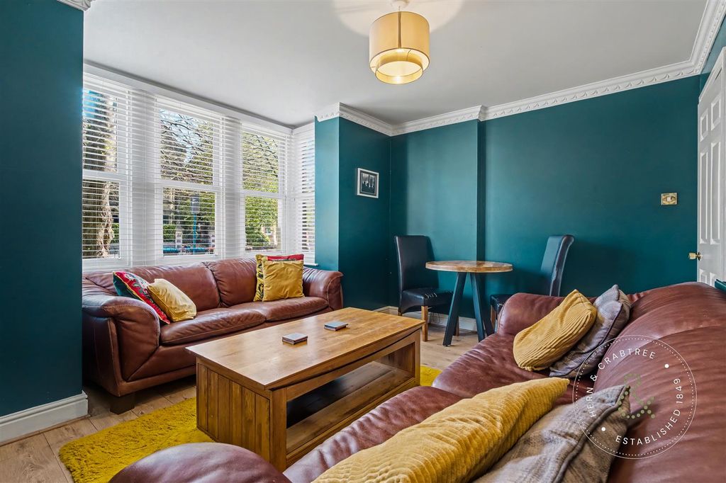 Additional image 4 of 1 bed flat for saleCathedral Road, Pontcanna, Cardiff CF11