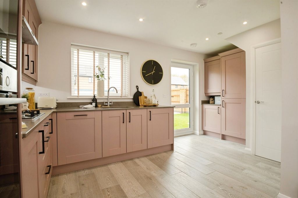 Additional image 15 of 3 bed detached house for saleKings Drive, Cardiff CF3