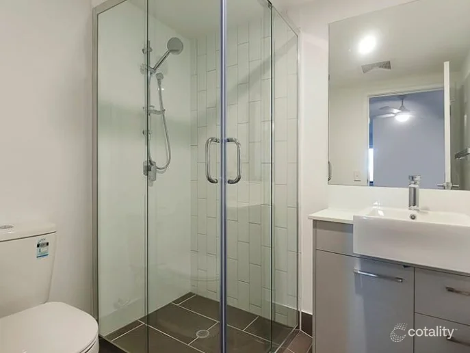 Additional image 7 of 2BF/9-15 Regina Street, Greenslopes QLD 4120