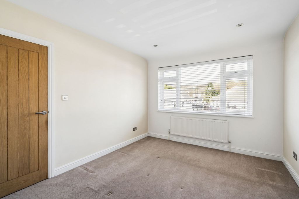 Additional image 11 of 4 bed semi-detached bungalow for saleThe Courtway, Carpenders Park, Watford WD19