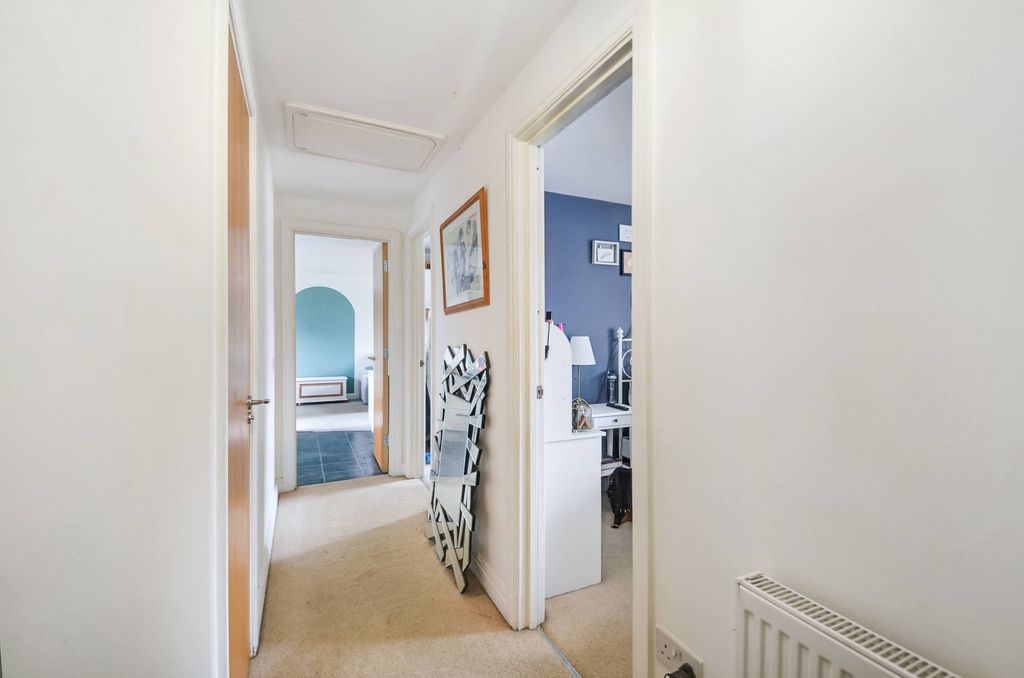 Additional image 18 of 2 bed flat for saleBlake Street, Aylesbury HP19