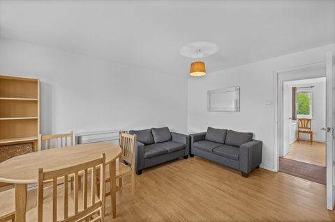 Westferry Road, Cubitt Town E14