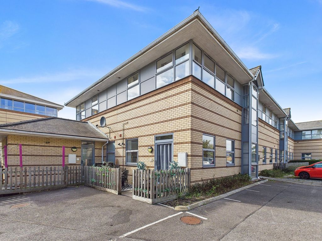 1 bed flat for salePark Way, Worle, Weston-Super-Mare BS22 photo 5