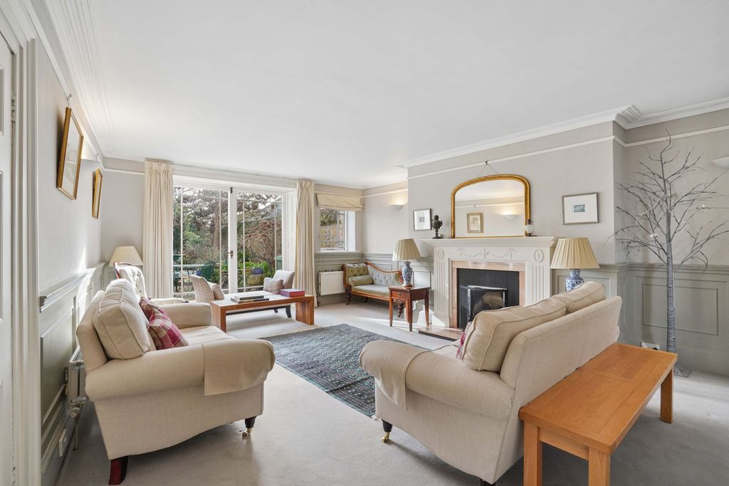 Additional image 3 of 5 bed terraced house for saleEast St. Helen Street, Abingdon OX14