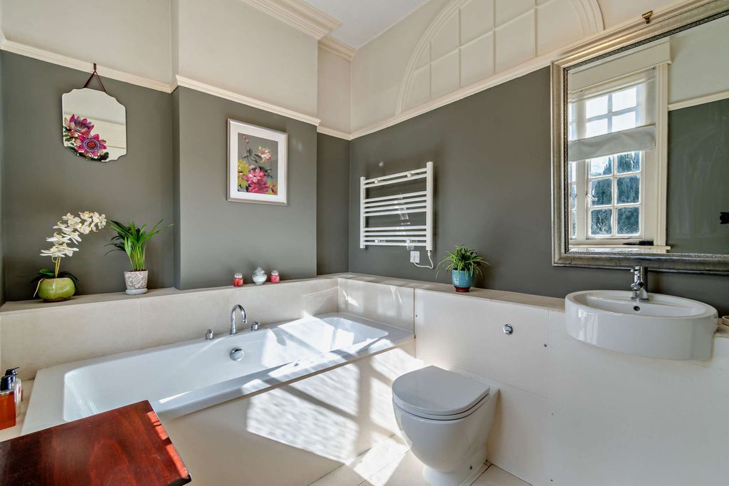 Additional image 15 of 5 bed property for saleOxford Road, Banbury OX16