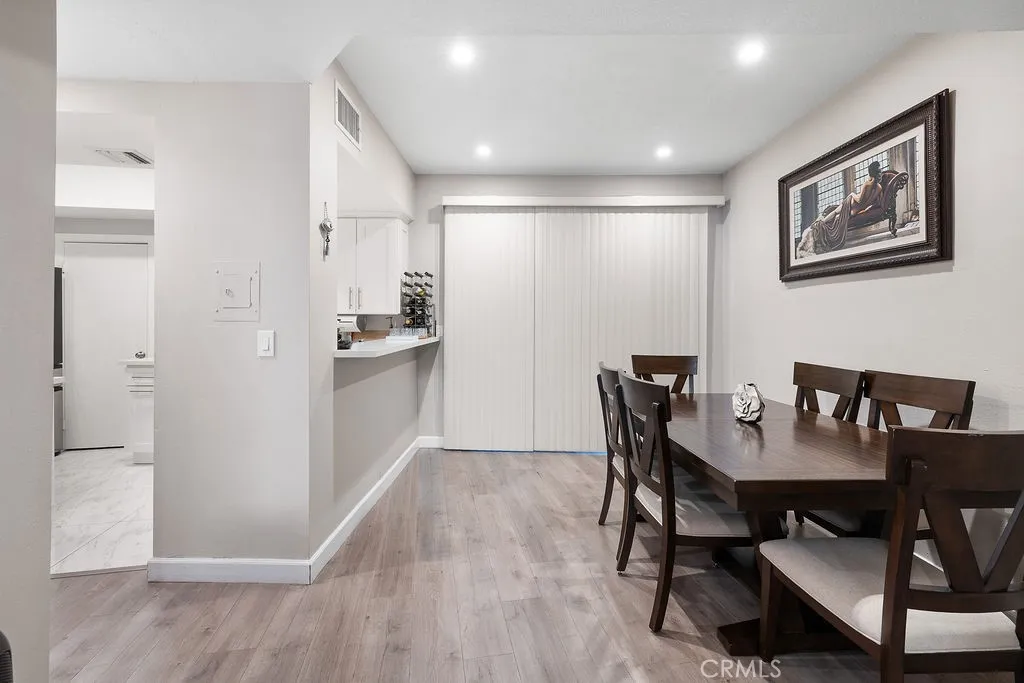 Additional image 5 of 1340 Glenwood Road Unit 8, Glendale, CA 91201