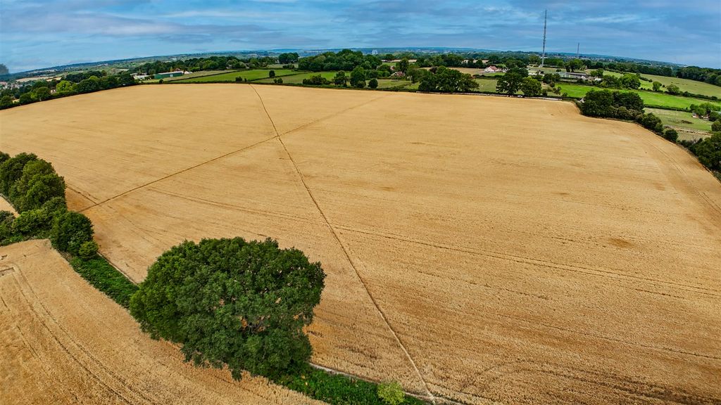 Additional image 3 of Land for saleHarthall Lane, Pimlico, Hemel Hempstead HP3