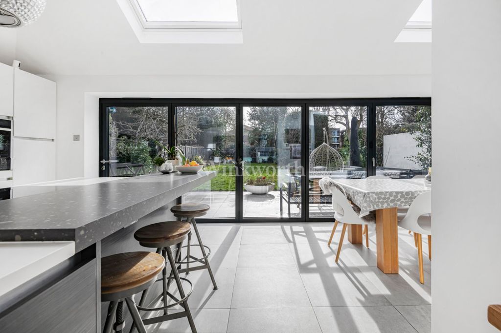 Additional image 2 of 5 bed detached house for saleThe Mead, Beckenham BR3
