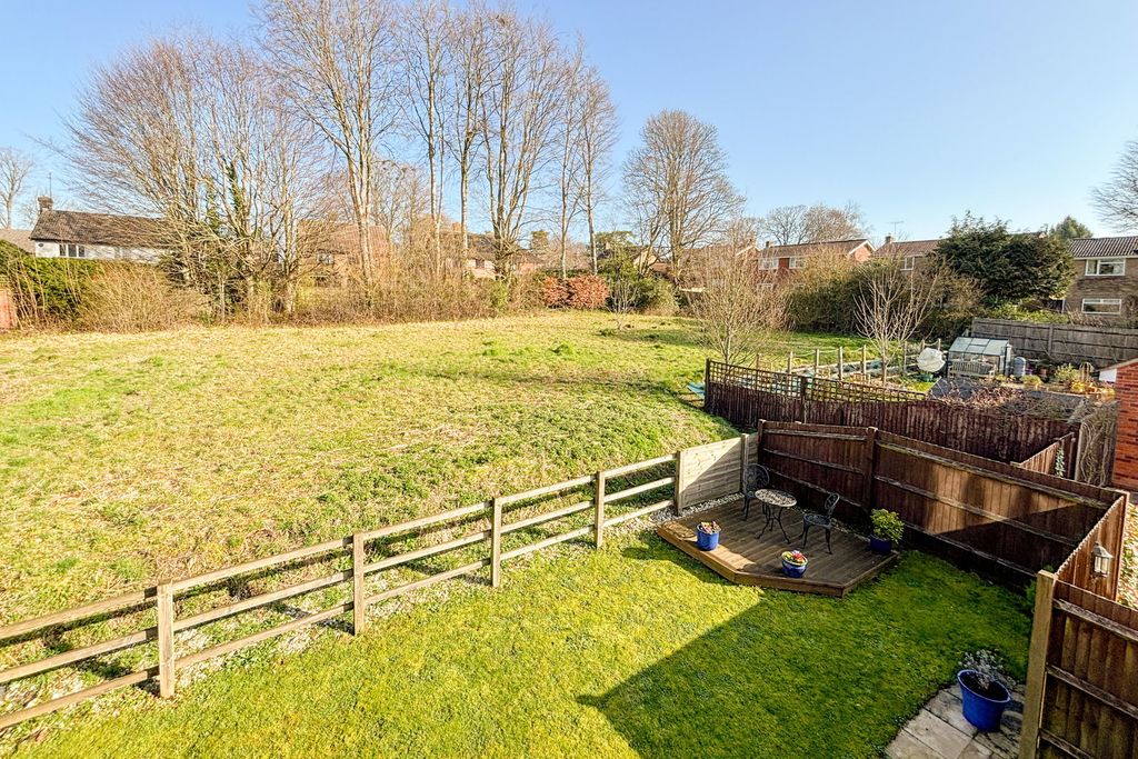 Additional image 10 of 2 bed maisonette for salePaddock Way, Alresford SO24