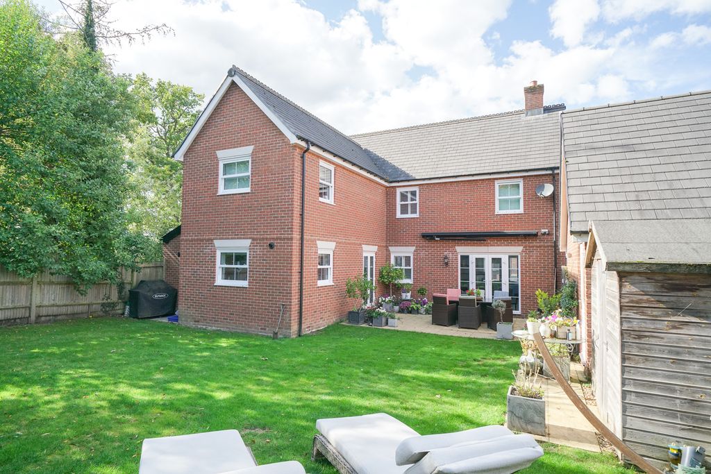 Additional image 14 of 4 bed detached house for saleElizabeth II Avenue, Berkhamsted, Hertfordshire HP4