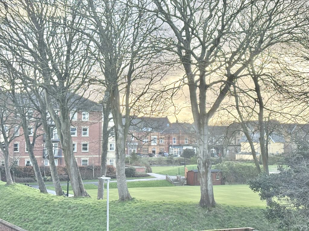 Additional image 8 of 2 bed flat for saleAshton Garden Court, St Andrews Road North, Lytham St Annes FY8