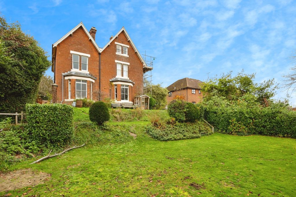 Additional image 6 of 7 bed detached house for saleCambridge Road, Aldershot, Hampshire GU11