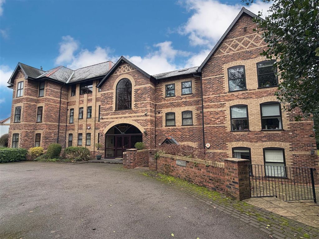 Additional image 2 of 3 bed flat for saleBooth Road, Altrincham WA14