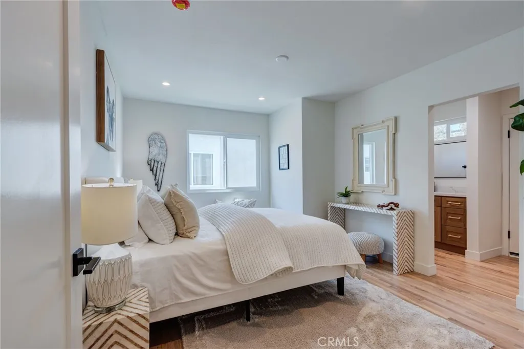 Additional image 41 of 11919 Mayfield Ave Unit 2, Los Angeles, CA 90049