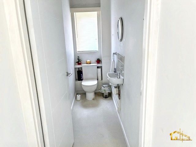Additional image 9 of 2 bed flat for saleWest Parade, Bexhill On Sea TN39