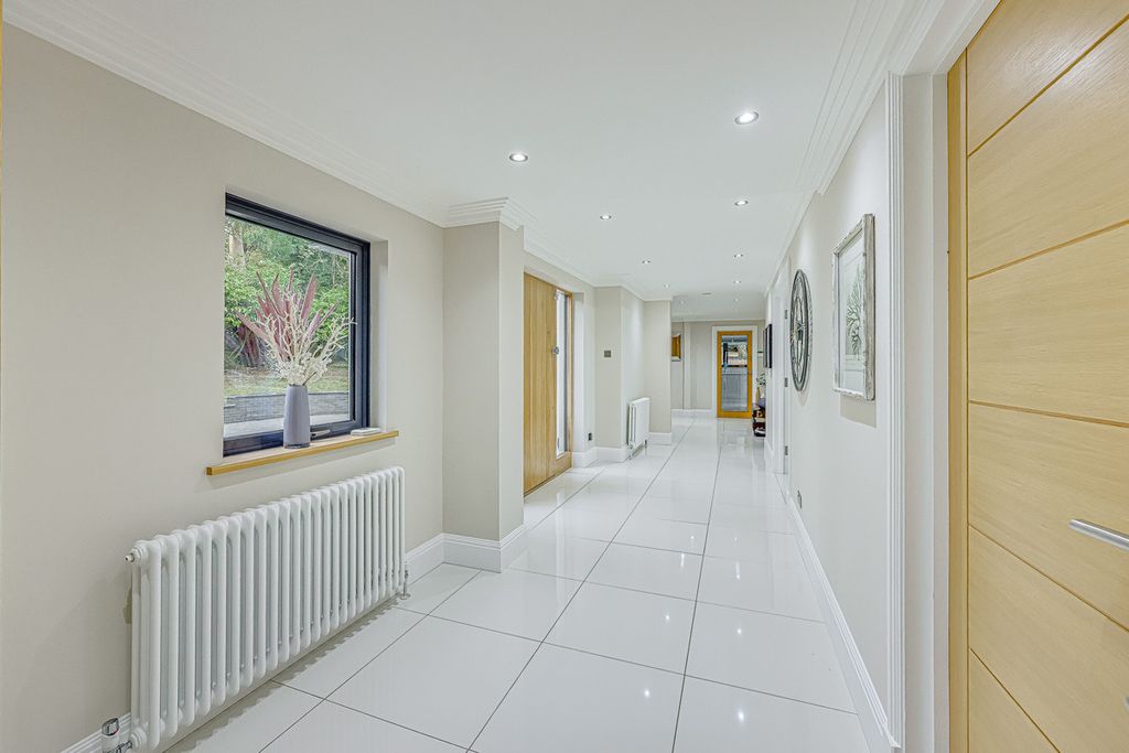 Additional image 14 of 5 bed detached house for saleBowers Road, Benfleet SS7