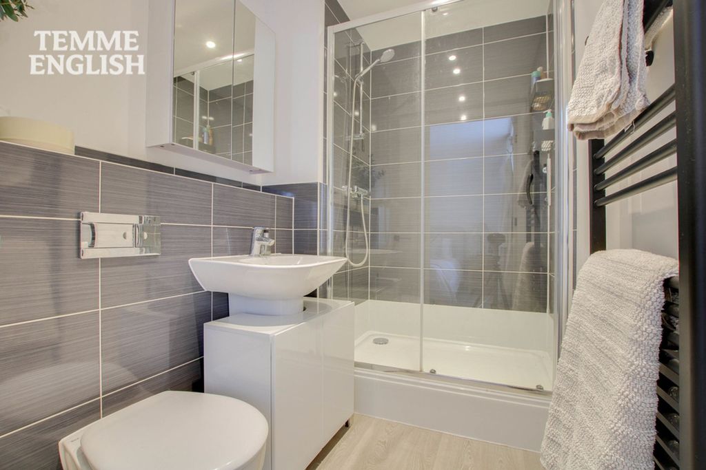 Additional image 9 of 2 bed flat for saleSchool Avenue, Dunton Fields, Laindon SS15