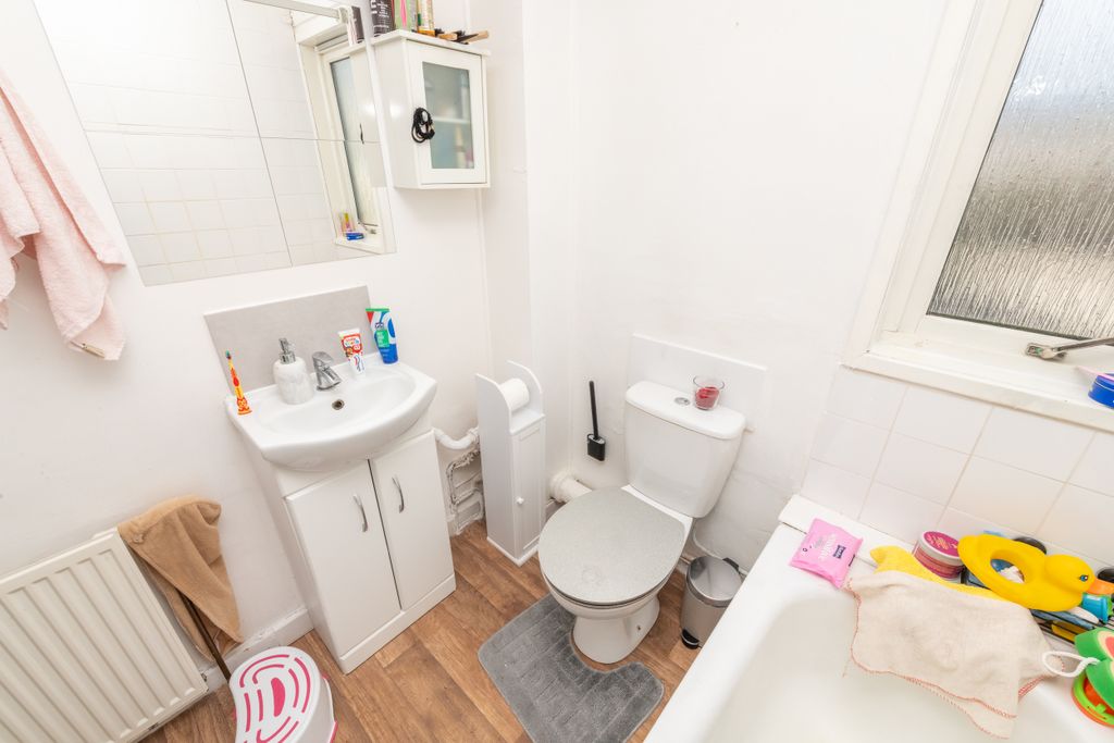 Additional image 11 of 2 bed flat for saleSouthhouse Crescent, Edinburgh EH17