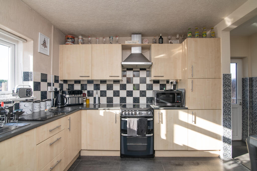 Campville Crescent, West Bromwich photo 4