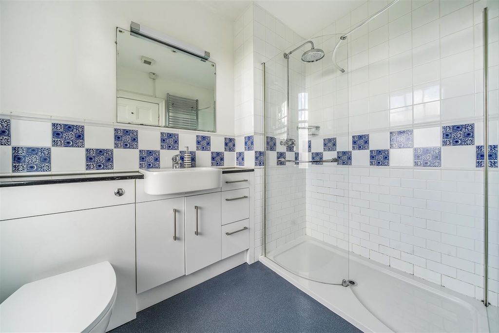 Additional image 15 of 6 bed detached house for salePemberley Avenue, Bedford MK40