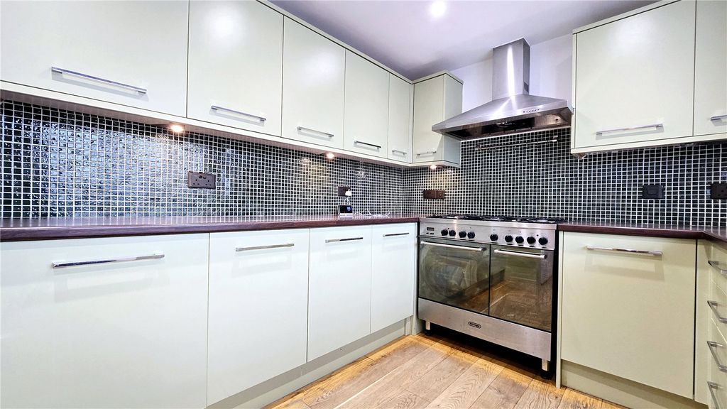 Additional image 12 of 2 bed flat for saleTan Y Bryn, Valley, Holyhead, Isle Of Anglesey LL65