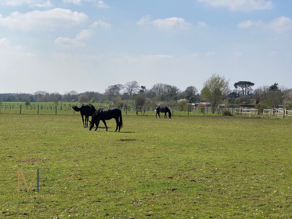 Land for saleHorseshoe Rise, Round Street, Cobham, Kent DA13
