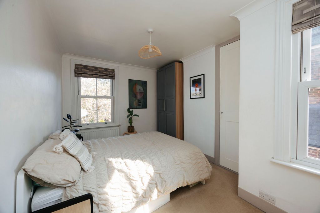 Additional image 5 of 1 bed flat for saleWest Street, Billingshurst RH14