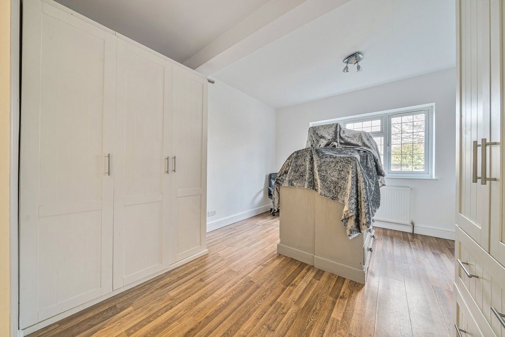 Additional image 10 of 3 bed detached house for saleBlendon Drive, Bexley DA5