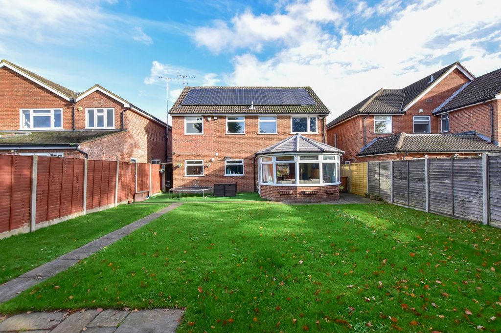 Additional image 23 of 4 bed detached house for saleGreenways, Abbots Langley WD5
