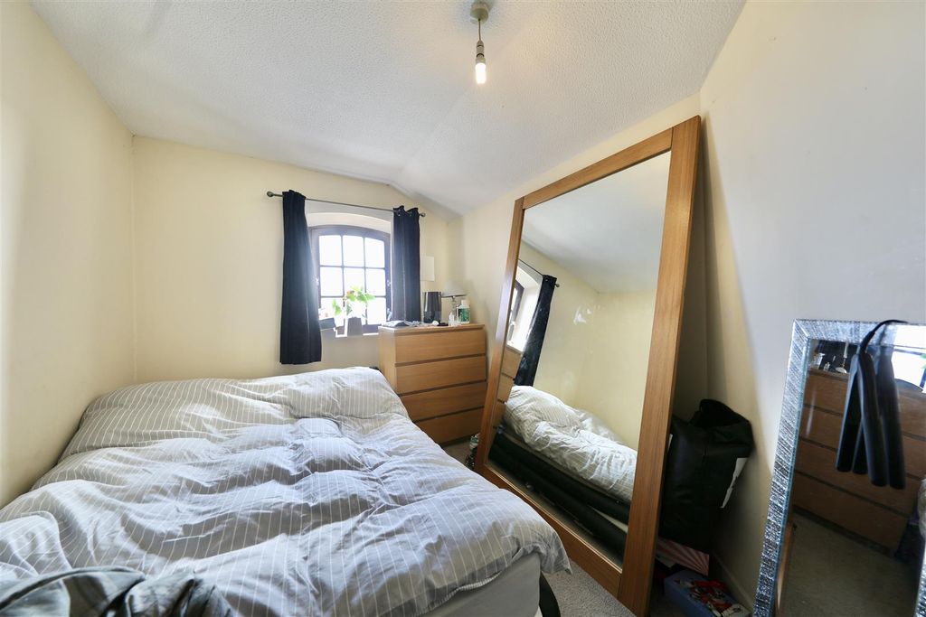 Additional image 5 of 1 bed flat for saleKingston Street, Hull HU1