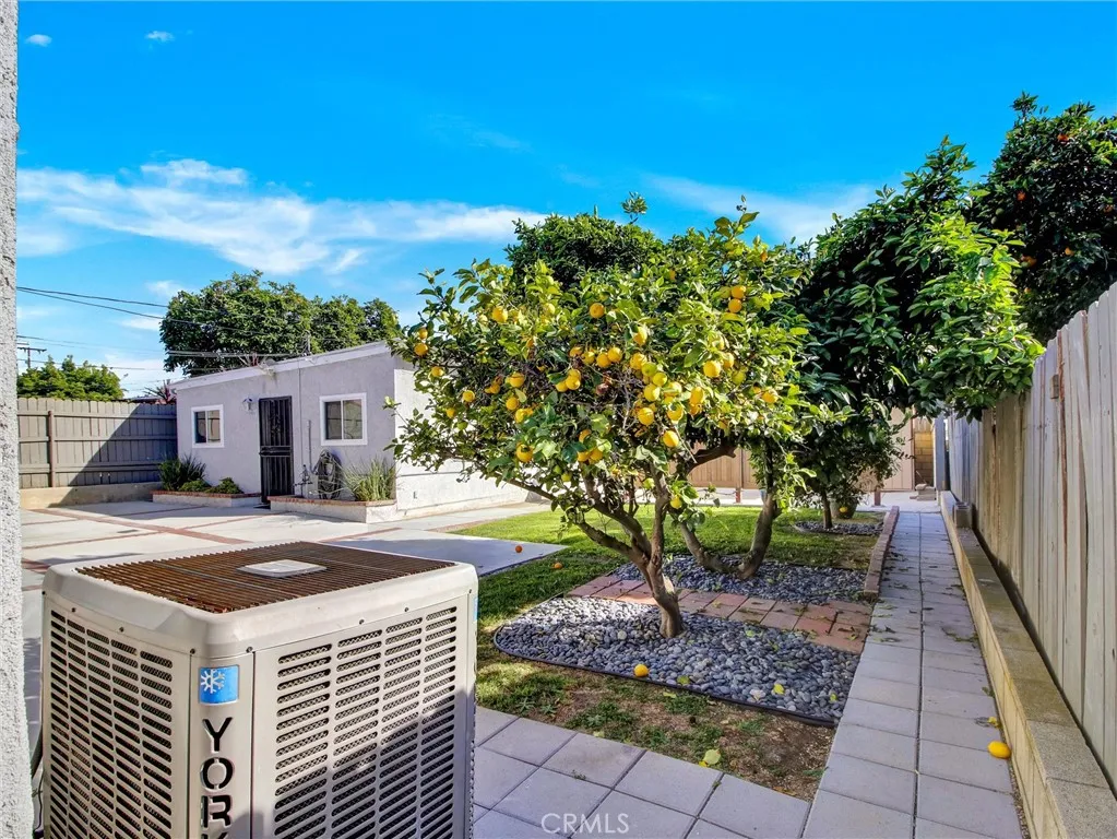 Additional image 117 of 12202 Orange Dr, Whittier, CA 90601