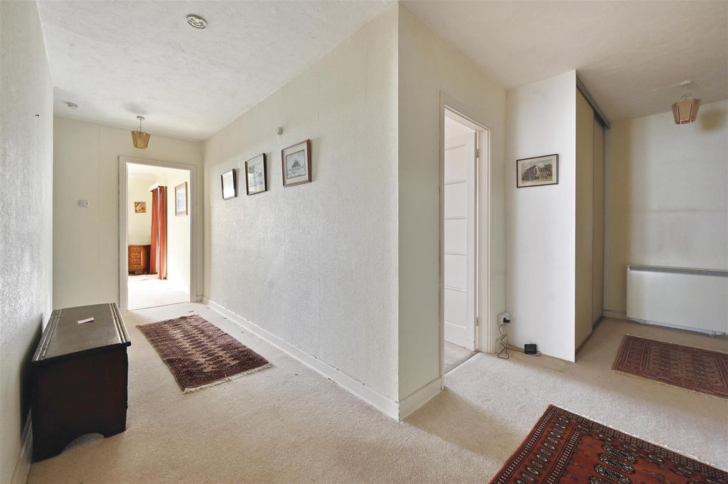 Additional image 9 of 2 bed flat for saleWest Parade, Bexhill-On-Sea TN39