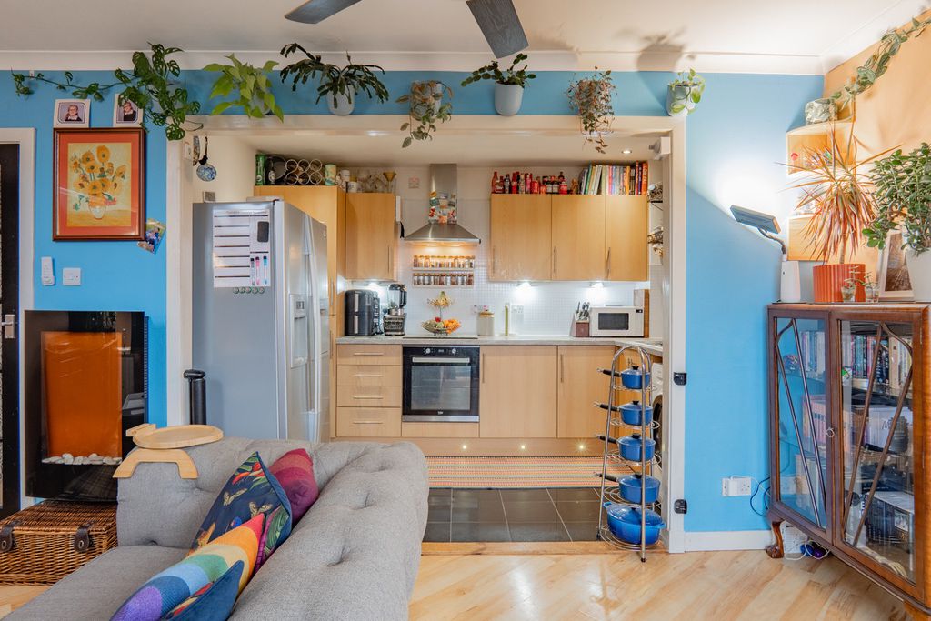Additional image 7 of 2 bed flat for saleHarbour Street, Nairn IV12