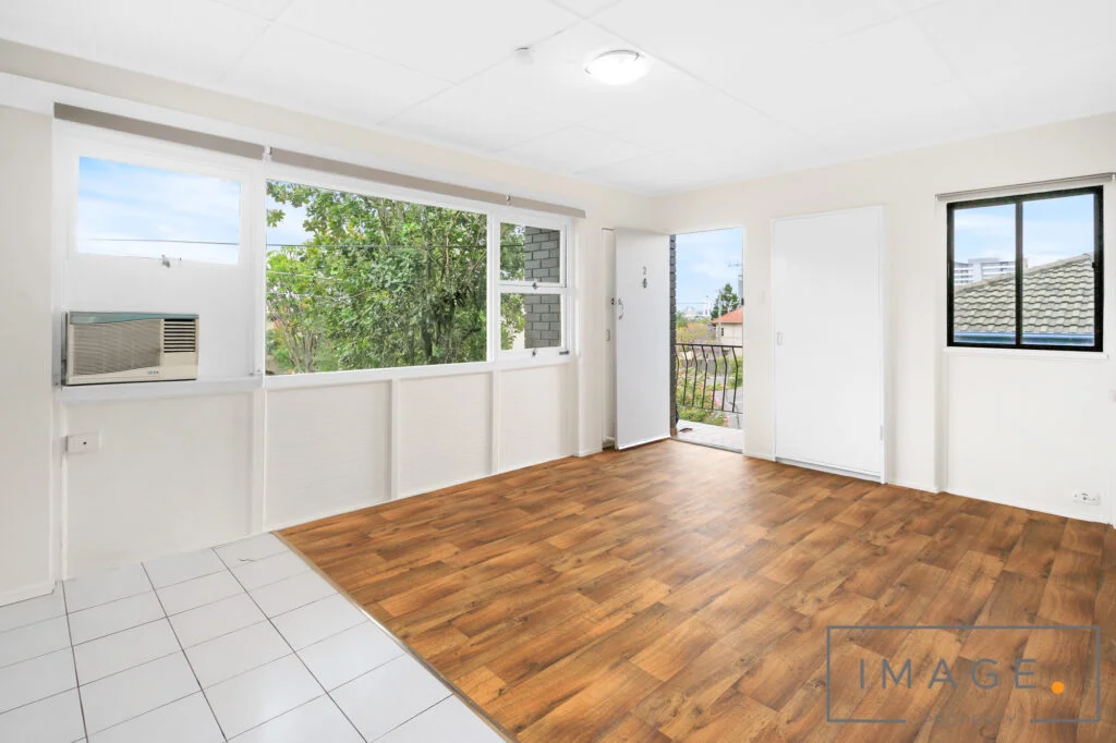 Additional image 2 of 2/230 Cavendish Rd, Coorparoo QLD 4151