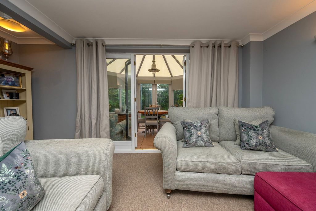 Additional image 6 of 2 bed semi-detached house for saleAbbey Mews, Alcester B49