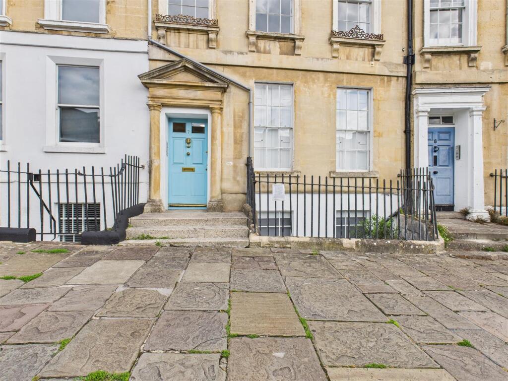 Walcot Parade, Bath