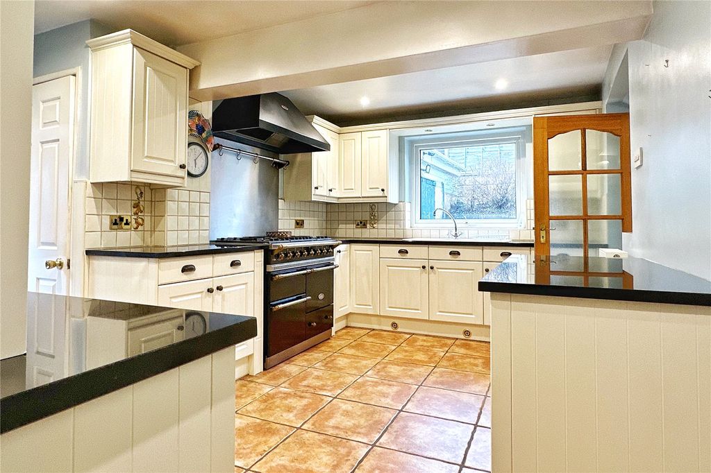 Additional image 8 of 2 bed detached bungalow for saleHunt Avenue, Ashton-Under-Lyne, Greater Manchester OL7