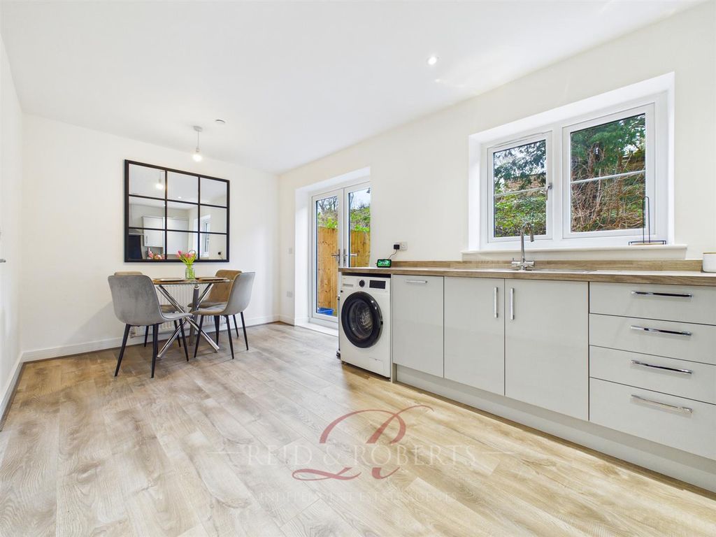 Additional image 15 of 3 bed property for saleLluesty Gardens, Holywell CH8