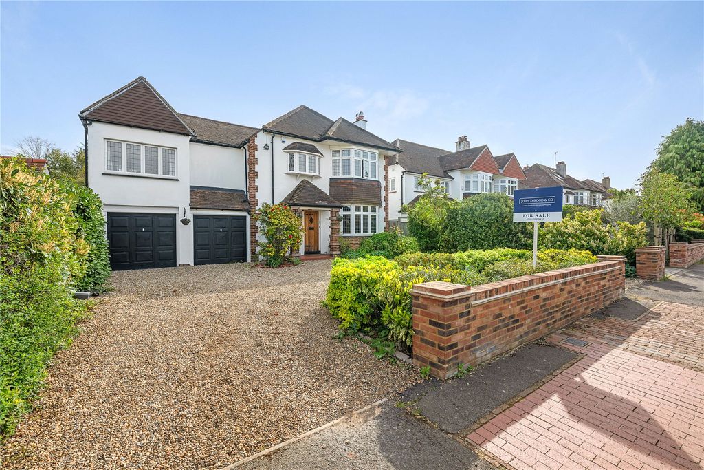 5 bed detached house for saleWickham Way, Beckenham BR3