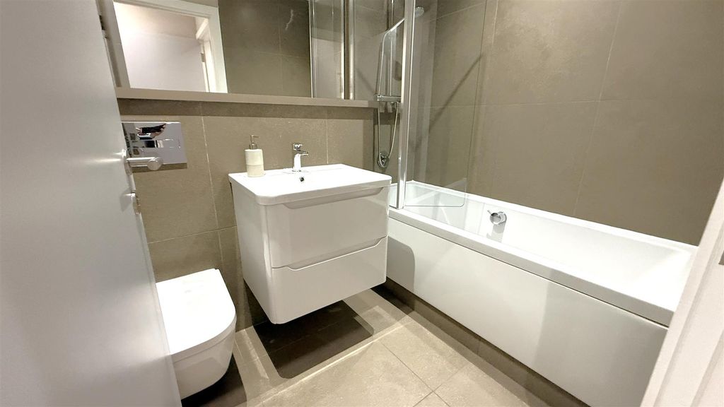 Additional image 13 of 2 bed flat for saleThe Franklin, Bournville Lane, Birmingham B30