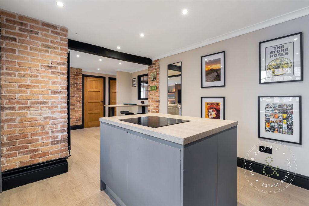 Additional image 24 of 2 bed flat for saleYr Hen Dy, The Cathedral Green, Llandaff, Cardiff CF5