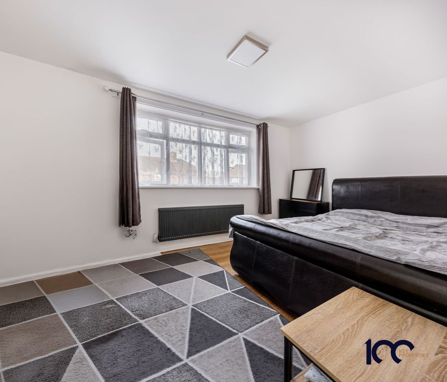 Additional image 16 of 4 bed semi-detached house for saleEliot Road, Dagenham RM9