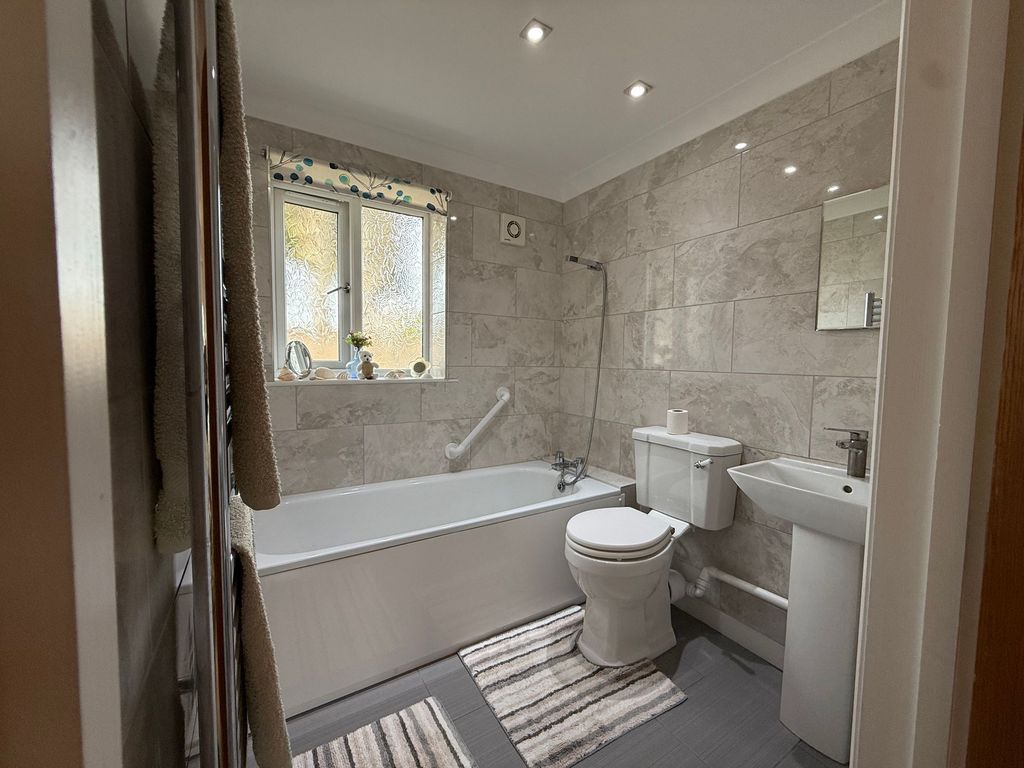 Additional image 13 of 2 bed detached bungalow for saleRed House Lane, Leiston IP16
