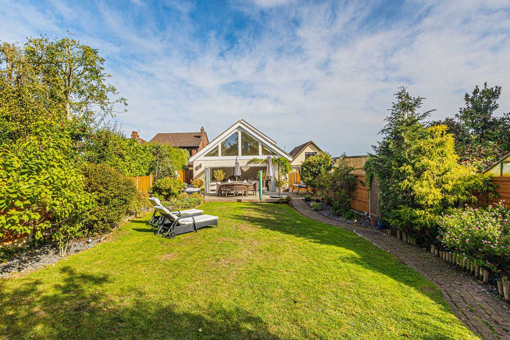 Additional image 43 of 5 bed detached house for saleHigh Road, Benfleet SS7