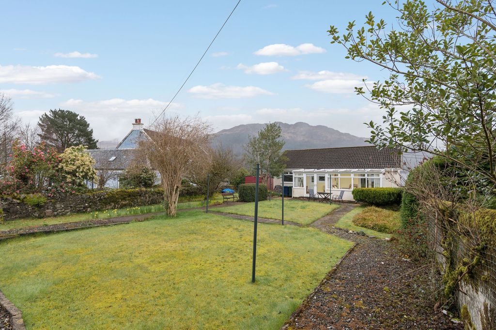2 bed detached house for saleCarsaig, Carrick Castle, Cairndow PA24 photo 5