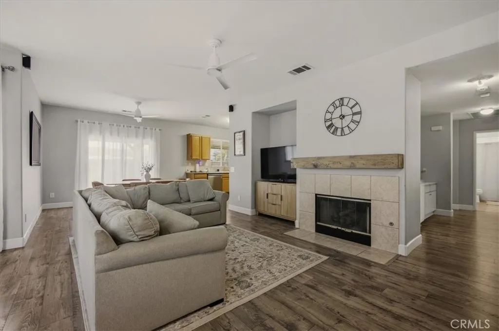 Additional image 33 of 204 E Manchester Lane, San Bernardino, CA 92408